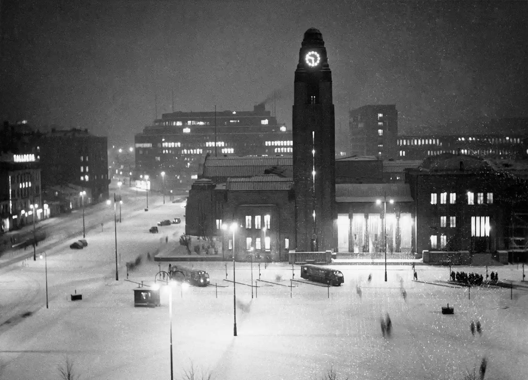 Kellotorni - Elämykset - Aktiviteetteja Helsingin sydämessä